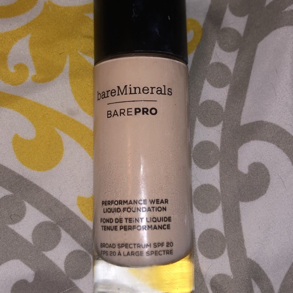Bare minerals liquid foundation